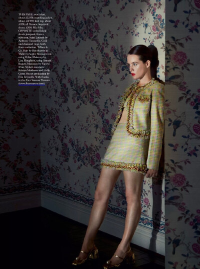 Bazaar UK. Claire Foy
Erik Madigan Heck的强烈摄影风格 ​​​