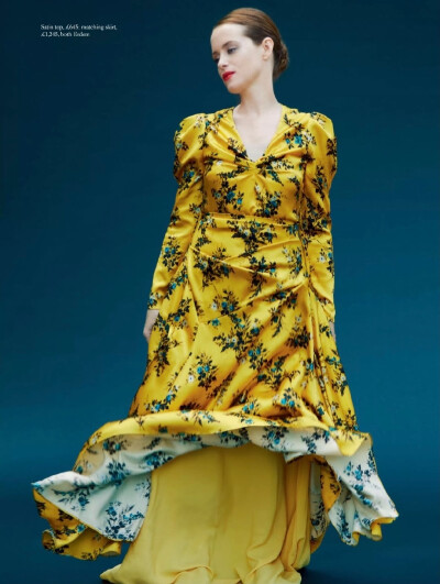 Bazaar UK. Claire Foy
Erik Madigan Heck的强烈摄影风格 ​​​