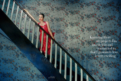 Bazaar UK. Claire Foy
Erik Madigan Heck的强烈摄影风格 ​​​