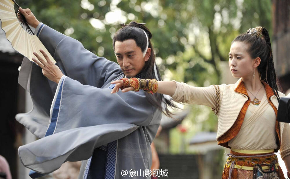 轩辕剑之天之痕 吴启华 饰 古月仙人 刘诗诗 饰 挞拔玉儿