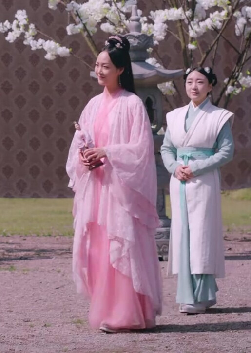 天乩之白蛇传说