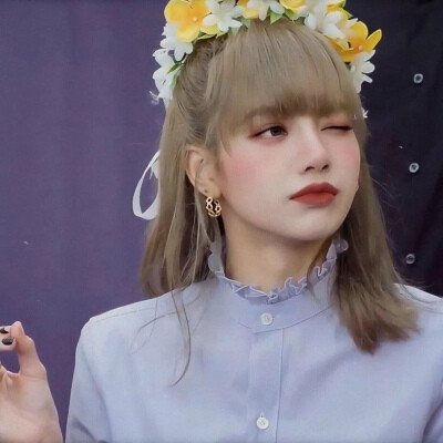 BLACK PINK
金智秀
羅婕
金智妮
Lalisa