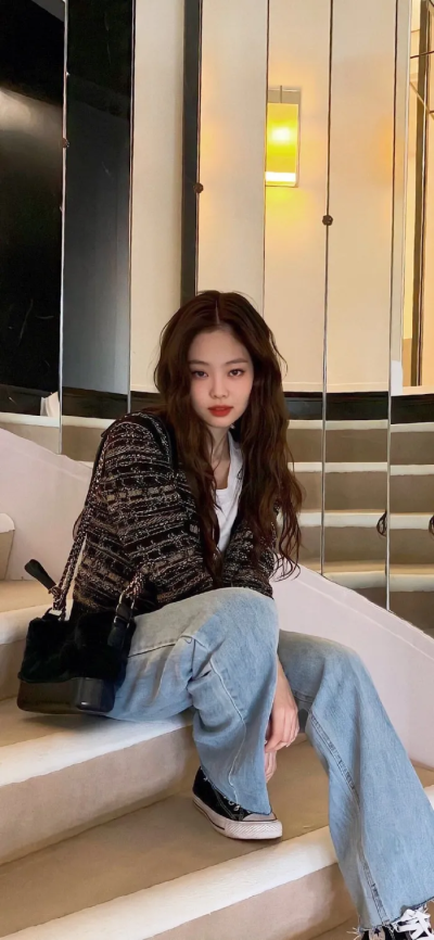 我不允许，你们不认识 “J”“e”“n”“n”“i”“e”
Jennie♡