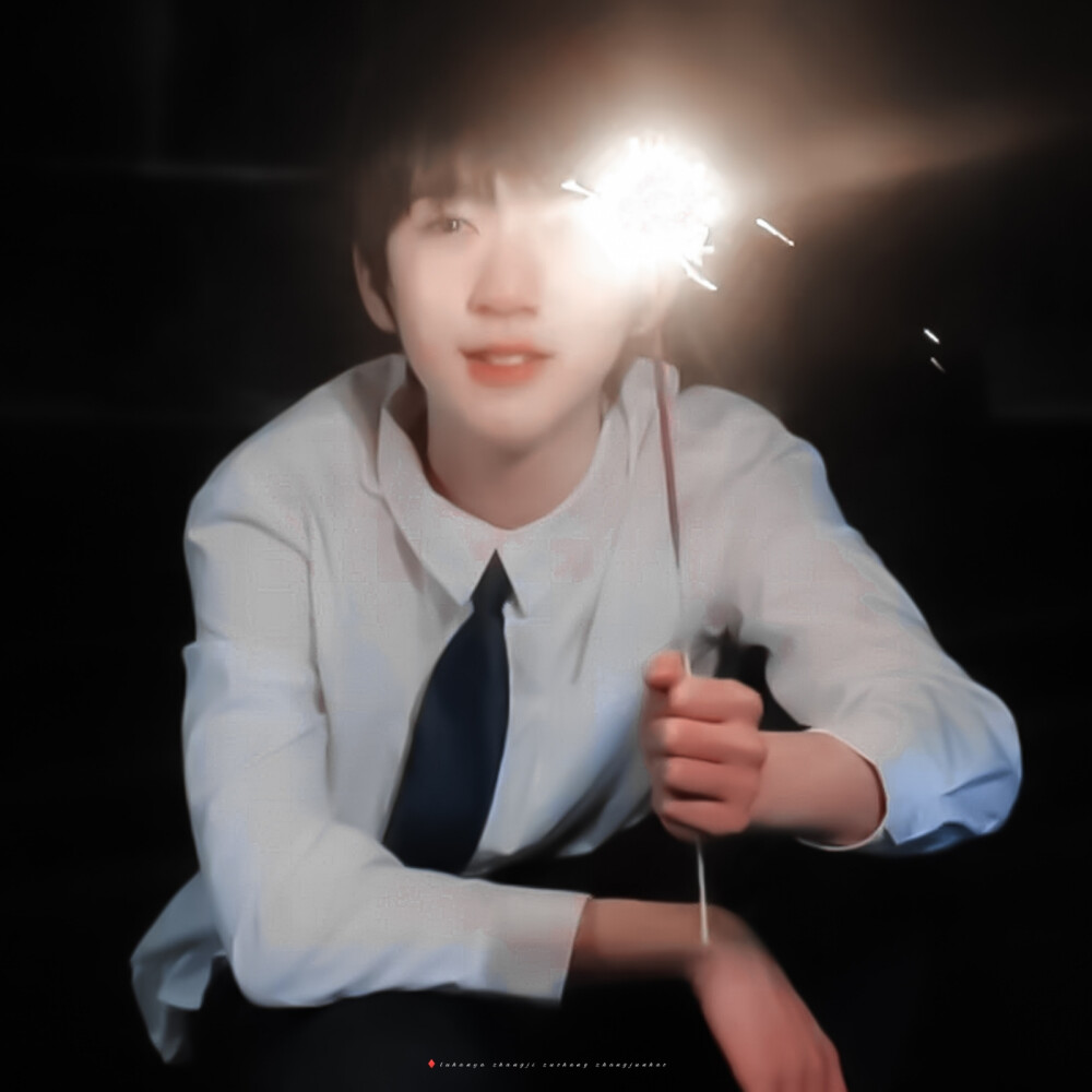 ►贺峻霖｜原截cr.姜时树