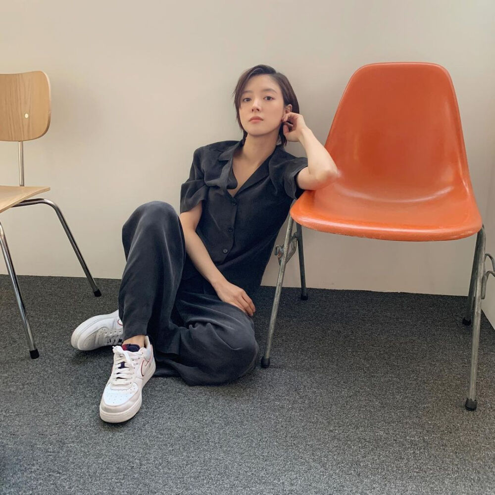 韩国演员李世英