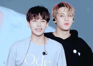 〖尹净汉♡金珉奎〗
❤︎珉汉·面花❤︎
尹净汉（JEONGHAN）
金珉奎（MINGYU）                                   
                             ❣️ⓈⒺⓋⒺⓃⓉⒺⒺⓃ❣️