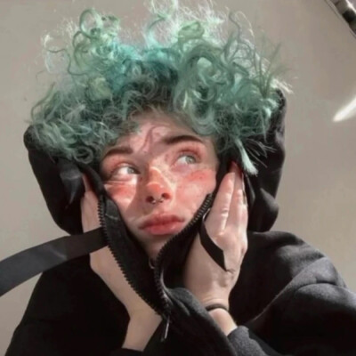 酷酷欧美小姐姐