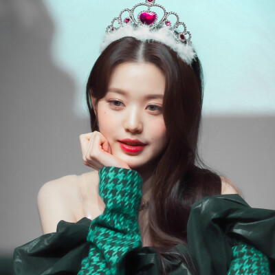 ⊹张元英
Cr.Dubba_DD\\Ayano_WonYoung