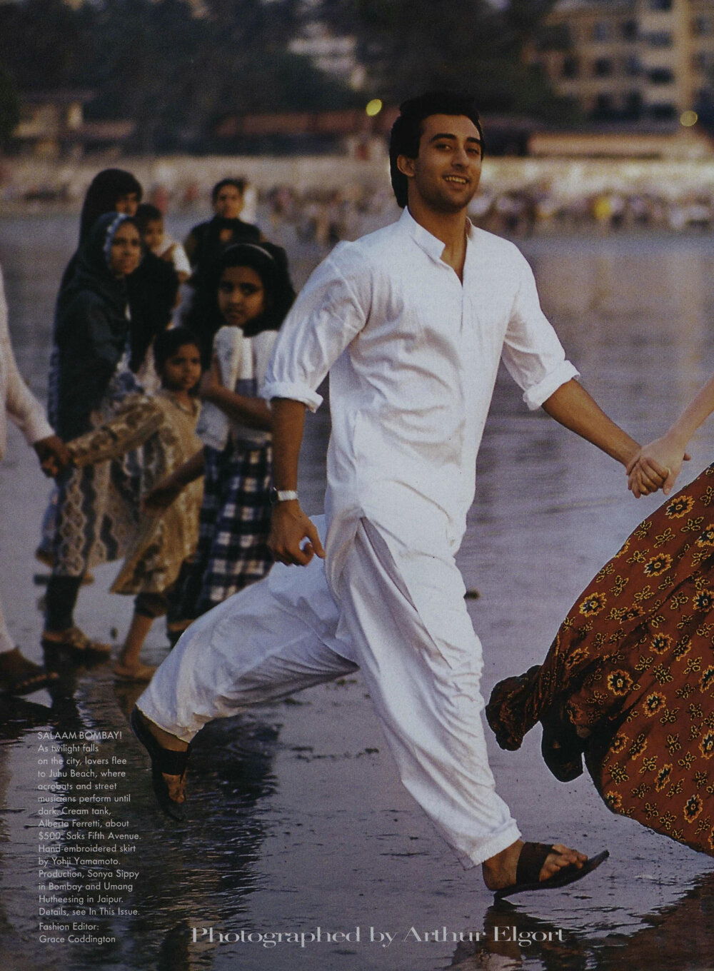 US Vogue June 1999 "All the Raj"
Photographer: Arthur Elgort
[weibo@Tangyimem]