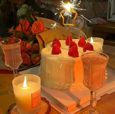 堆糖：怡酱好困惹