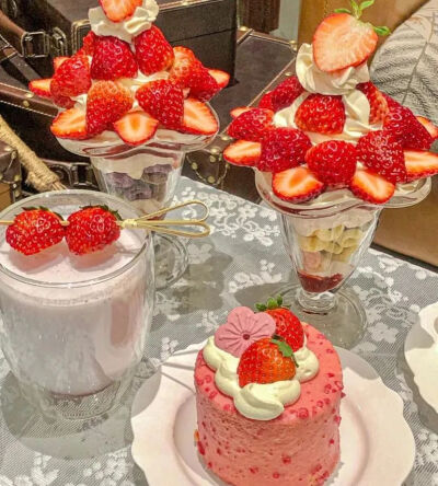 堆糖：怡酱好困惹