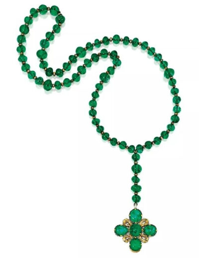 杰恩赖特斯曼收藏，祖母绿钻石珐琅玫瑰念珠/德国/17世纪晚期，来自萨克森王室/以842,500美金成交，高于估价的三倍；