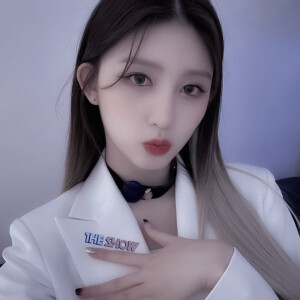 
   （Gaeul）*我们的十二月都要过的足够好
