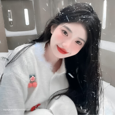 ·凌晨四点 我看见海棠花未眠·