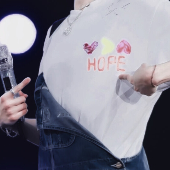  HOPE 希望
cr.GIMMIER_HOSEOK