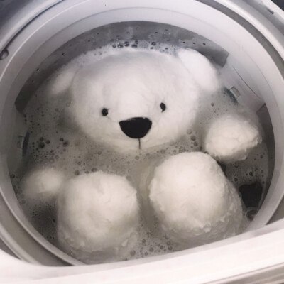 虞书欣 田姬振 头像。原不注。抱图简介。