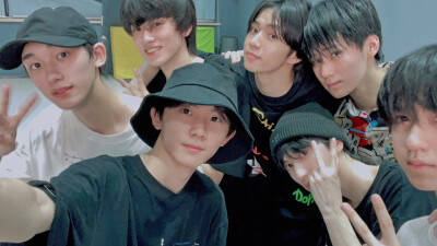 是TNT就够了╰(*´︶`*)╯