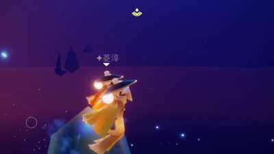 萌新时候的好友现在已经不在了大概是退了她带我去了好多地方可是终是光遇的风吹散了我们。你菱淳谢谢你，有缘自会相见不如怀念过去