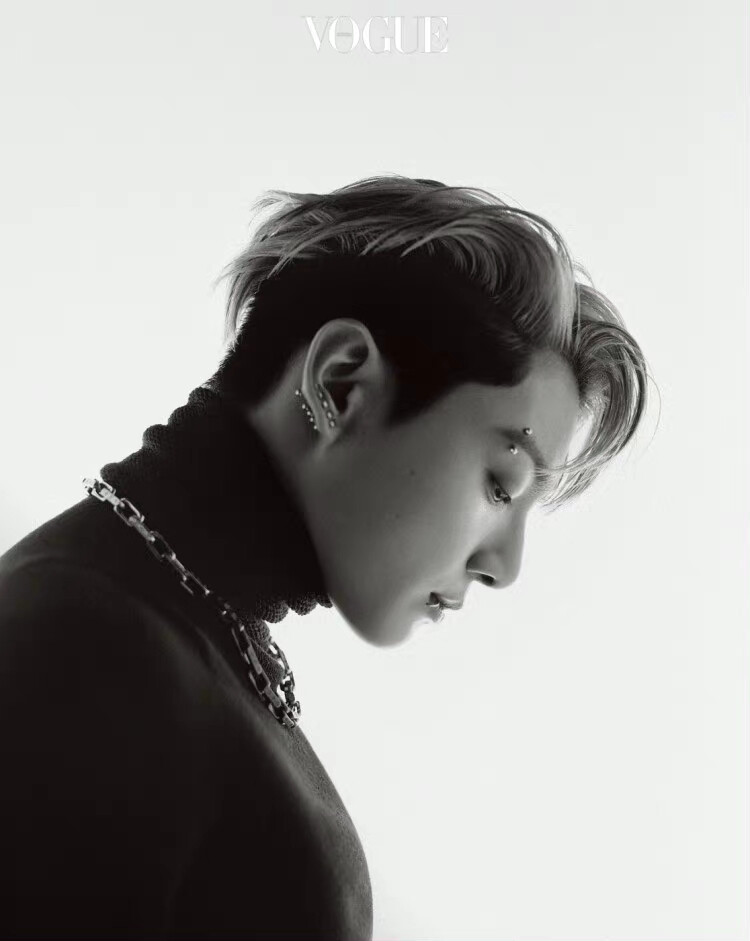 田柾国
211221 Vogue Korea