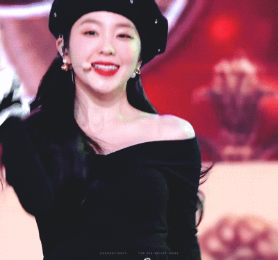 裴珠泫GIF