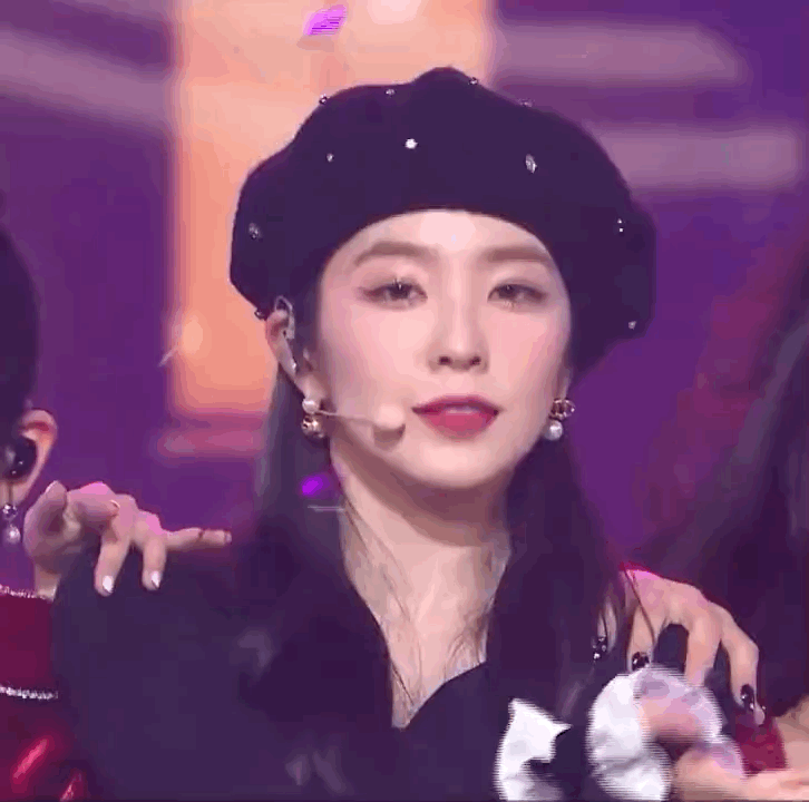 裴珠泫GIF