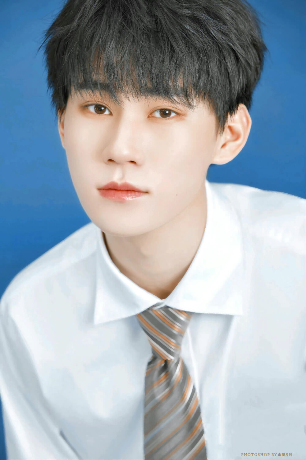 时代少年团 张真源 "再靠近一点点 就和你牵手" cr.山橘月时