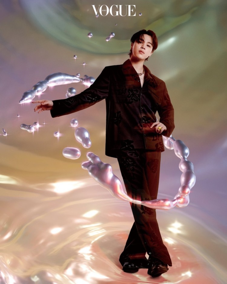 防弹少年团 BTS 朴智旻
-Vogue Korea2022开年刊官方单人写真内页
