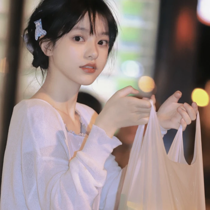 女头
二传@安额额额子