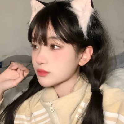 女头
二传@安额额额子