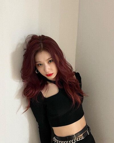 CHAERYEONG 李彩领