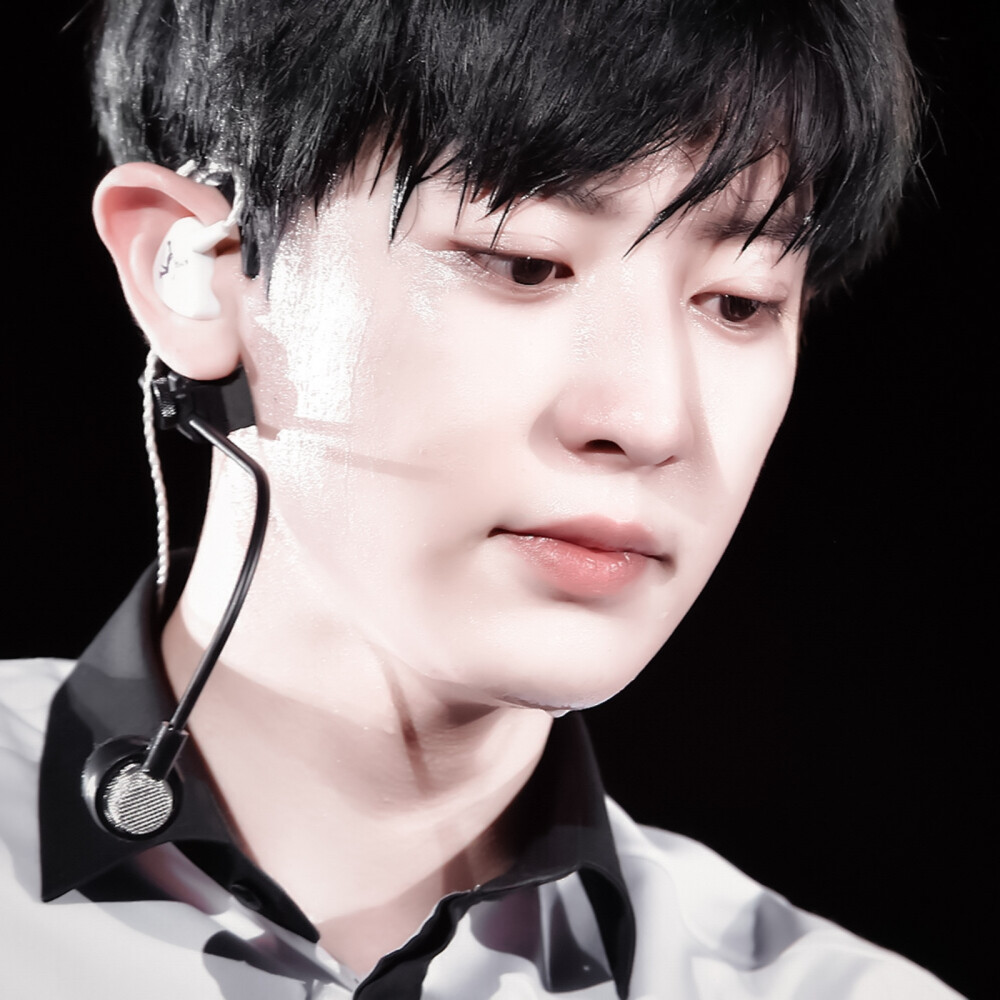 浪漫永不烂尾
Park Chanyeol 朴灿烈
cr.jongeeNUNA
©闵雨汐