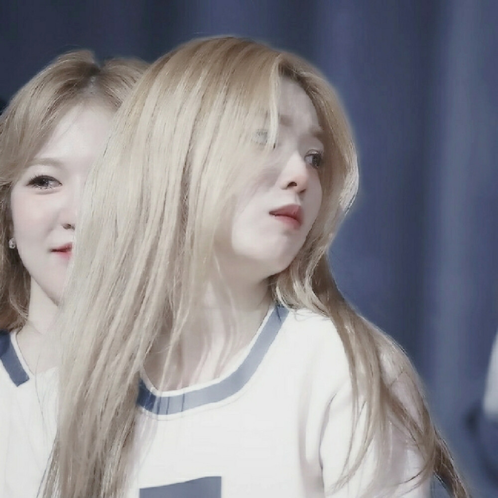 
“将长夜漫漫揉碎了写诗”
