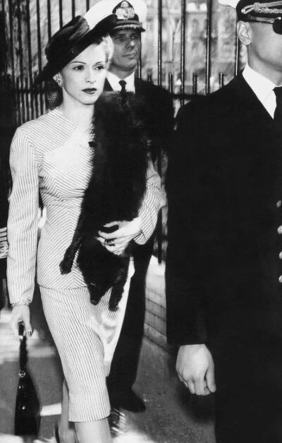 麦当娜饰演的贝隆夫人