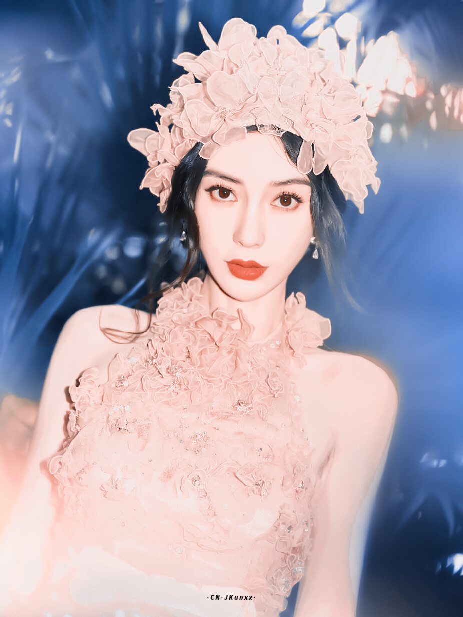 11%
·可惜我文笔不好 不然我也为你写月亮＃Angelababy
