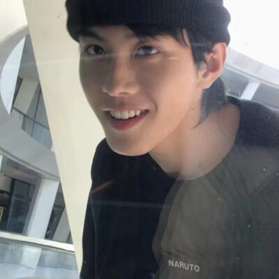 so cool
今日份男生微信头像/ins潮图
源自各处 侵权致歉.