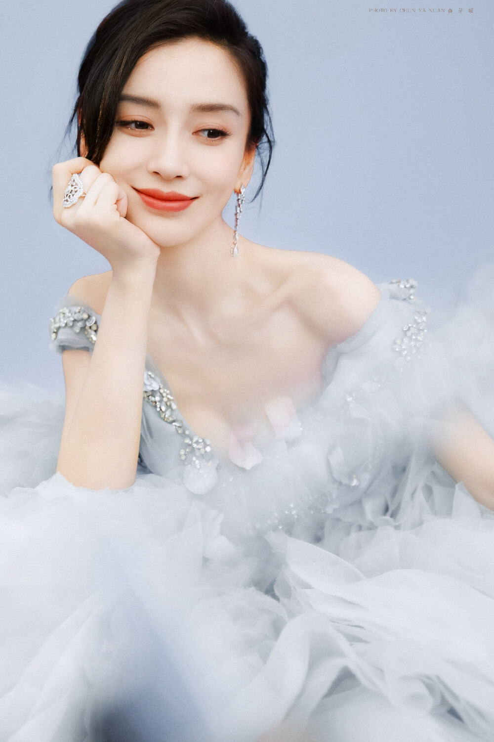 #angelababy#｜一朵蓝玫瑰
cr@春芽暖