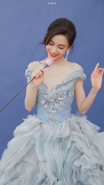 #angelababy#｜温柔又甜美
cr@伏啄时