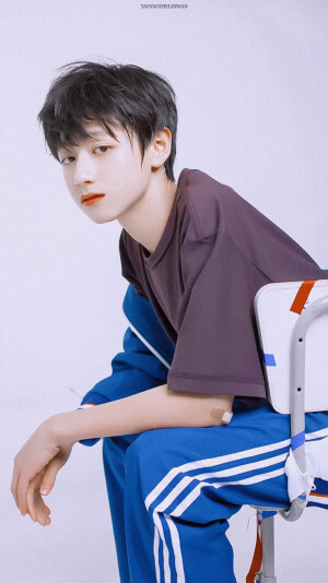 TF家族三代朱志鑫壁纸