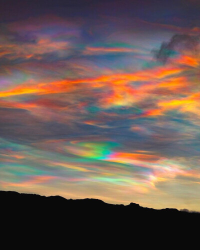  冰岛 贝母云 Polar stratospheric clouds over Iceland @h0rdur