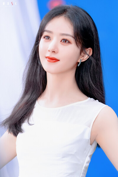 眼如星辰 灿若繁星✨｜#赵丽颖# ​​​
cr@解剖SK