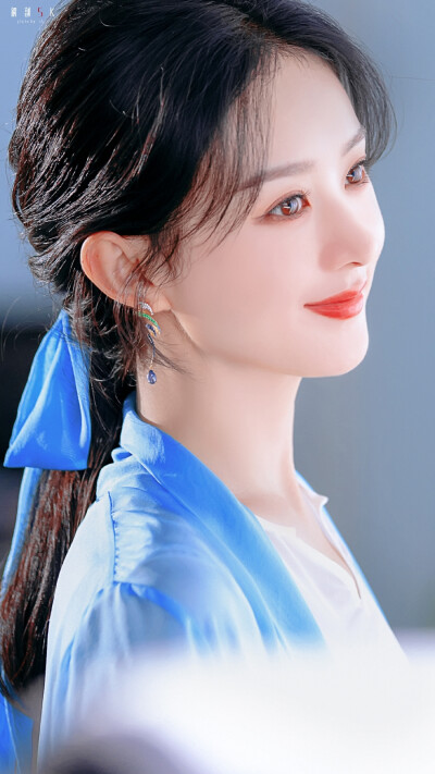 眼如星辰 灿若繁星✨｜#赵丽颖# ​​​
cr@解剖SK