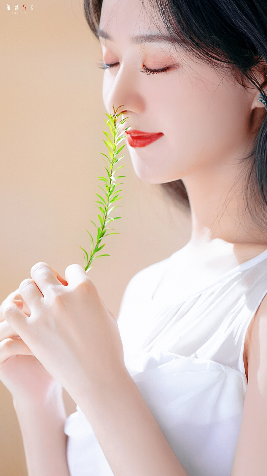 眼如星辰 灿若繁星✨｜#赵丽颖# ​​​
cr@解剖SK