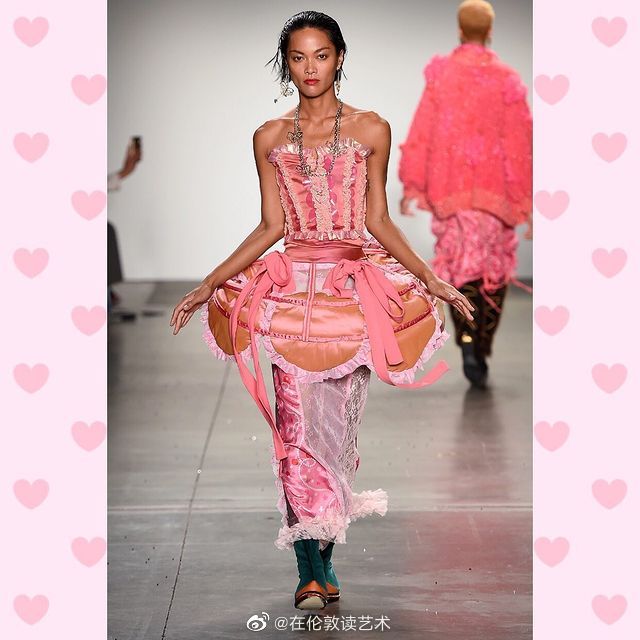 人物素材 粉衣服