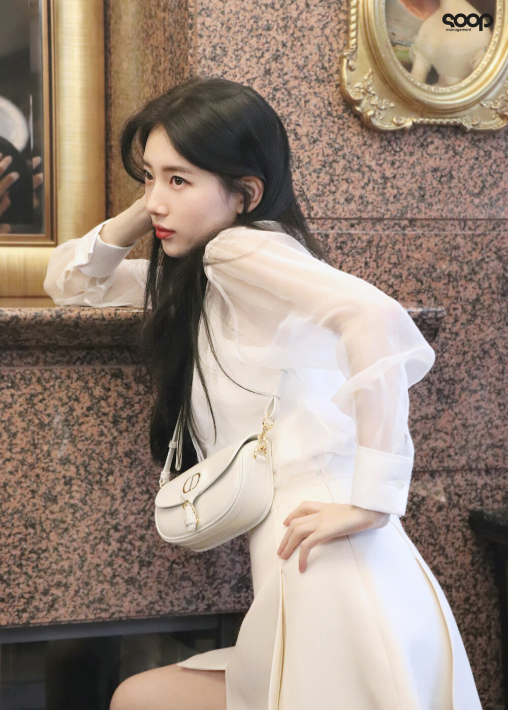 裴秀智Suzy