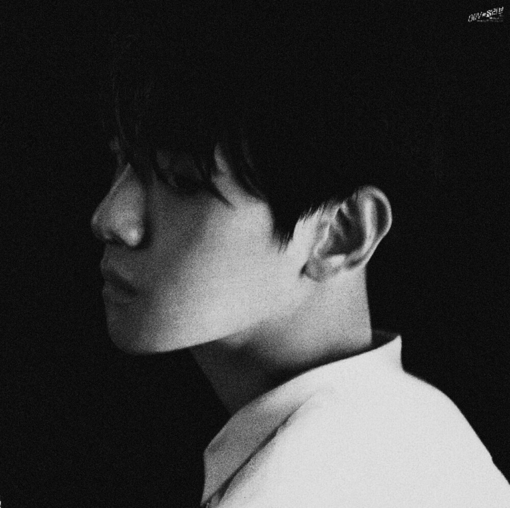 “他原本就是匹欲望深沉的饿狼。”