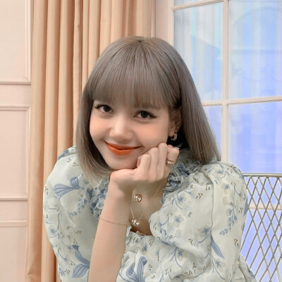 Lisa头像