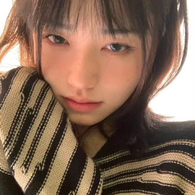 女头
二传@安额额额子