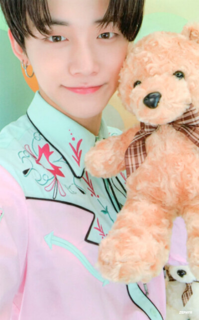 崔然竣小卡扫图