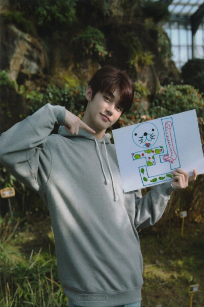 崔然竣小卡扫图