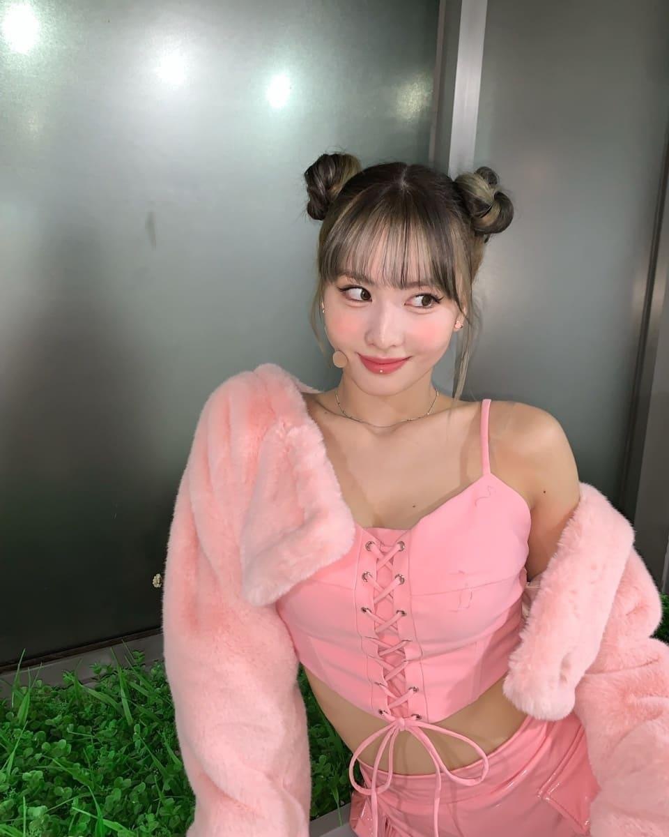 平井桃 Momo TWICE